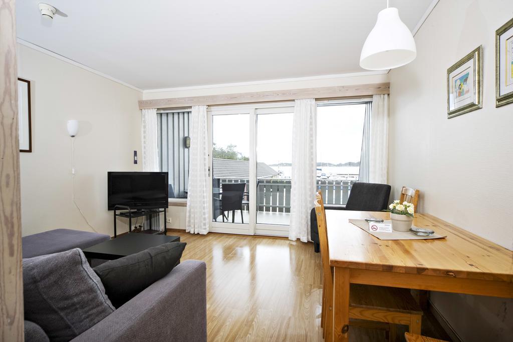 Aros Feriesenter Aparthotel Søgne Buitenkant foto