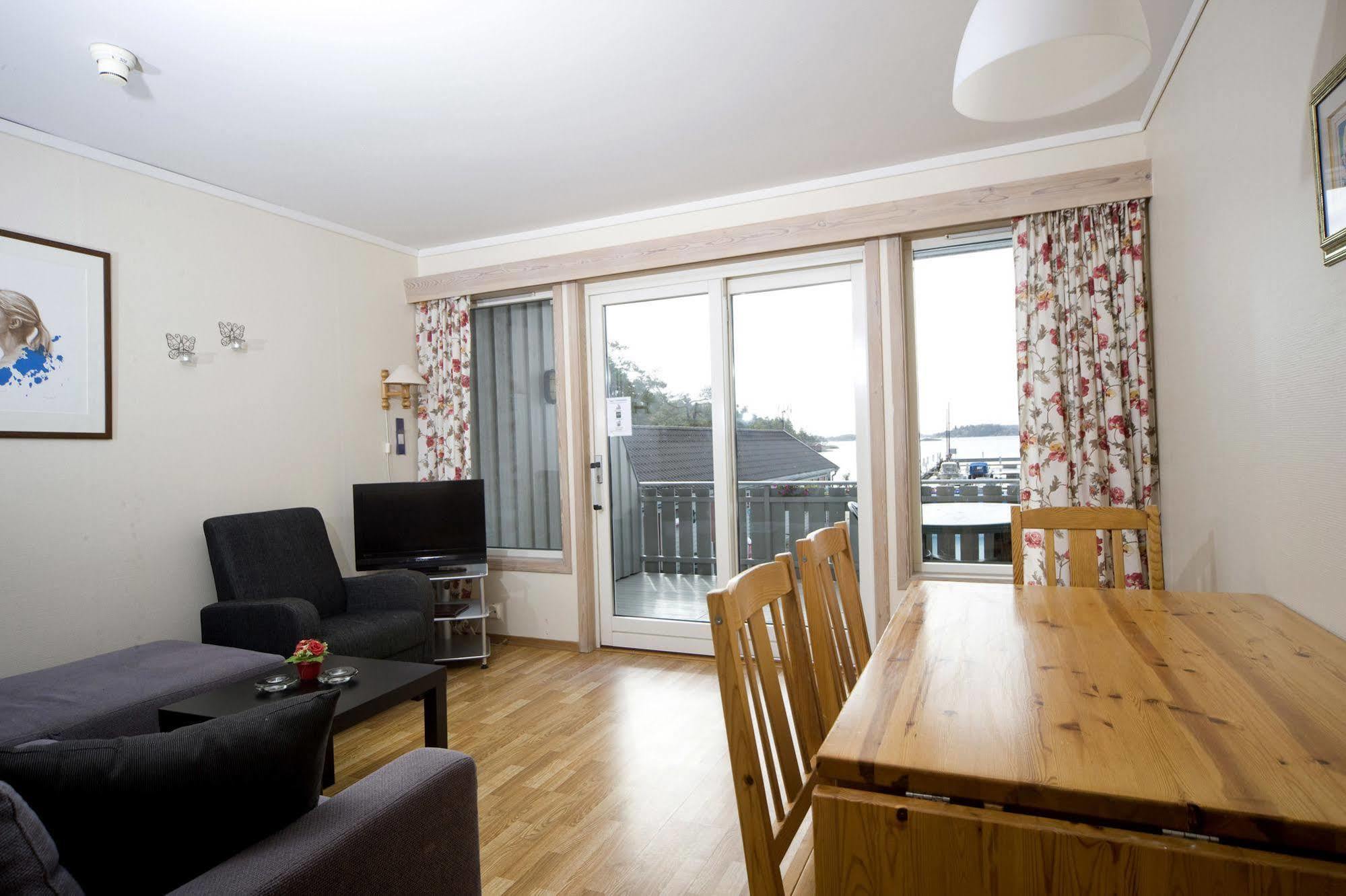 Aros Feriesenter Aparthotel Søgne Buitenkant foto